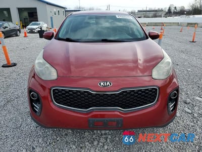Piąte zdjęcie samochodu w środku: 2017 KIA SPORTAGE LX VIN:KNDPMCAC9H7042098 - miniatura