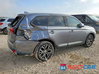 Trzecie zdjęcie samochodu z tyłu: 2018 MITSUBISHI OUTLANDER SE VIN:JA4AD3A34JJ004108 - miniatura