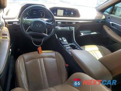 Zdjęcie 8 z 12 samochodu: 2021 HYUNDAI SONATA LIMITED VIN:5NPEH4J22MH122907 - miniatura