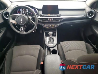 Zdjęcie 8 z 12 samochodu: 2023 KIA FORTE LXS VIN:3KPF24AD6PE681781 - miniatura