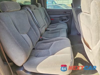 Zdjęcie 10 z 12 samochodu: 2006 CHEVROLET SILVERADO K2500 HEAVY DUTY VIN:1GCHK23256F104589 - miniatura