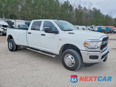 Czwarte zdjęcie samochodu z boku: 2024 RAM 3500 TRADESMAN VIN:3C63RRGL2RG404571 - miniatura
