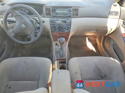 Zdjęcie 8 z 11 samochodu: 2006 TOYOTA COROLLA LE VIN:1NXBR30E66Z758868 - miniatura