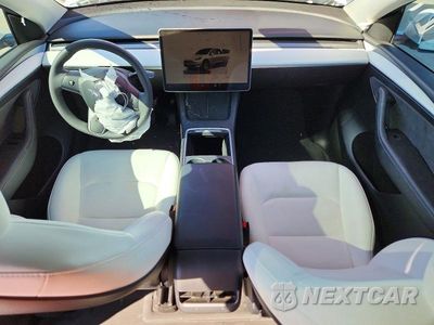 Zdjęcie 8 z 12 samochodu: 2023 TESLA MODEL Y VIN:7SAYGDEE5PF810958 - miniatura