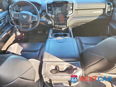 Zdjęcie 8 z 12 samochodu: 2023 RAM 1500 LARAMIE VIN:1C6SRFJT2PN602641 - miniatura