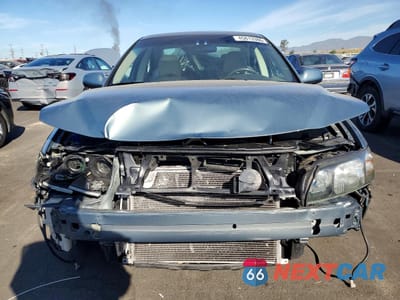 Piąte zdjęcie samochodu w środku: 2003 VOLVO S60 2.4T VIN:YV1RS58D832249607 - miniatura