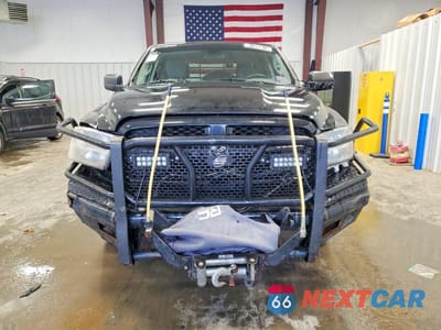 Piąte zdjęcie samochodu w środku: 2017 RAM 1500 ST VIN:1C6RR7FG2HS559227 - miniatura