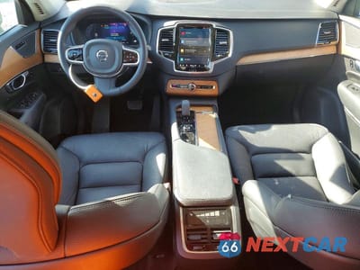 Zdjęcie 8 z 14 samochodu: 2025 VOLVO XC90 PLUS VIN:YV4062JE3S1330150 - miniatura