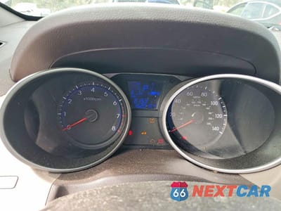 Zdjęcie 9 z 12 samochodu: 2015 HYUNDAI TUCSON LIMITED VIN:KM8JU3AG4FU027379 - miniatura