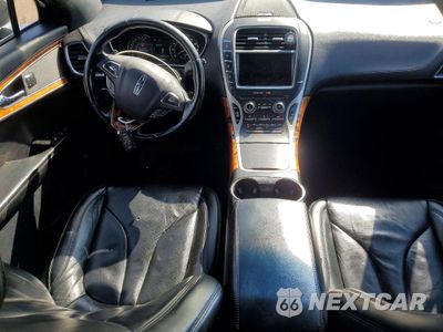 Zdjęcie 8 z 14 samochodu: 2018 LINCOLN MKX RESERVE VIN:2LMPJ8LR7JBL11476 - miniatura