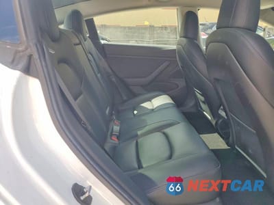 Zdjęcie 10 z 11 samochodu: 2019 TESLA MODEL 3 VIN:5YJ3E1EB9KF481532 - miniatura