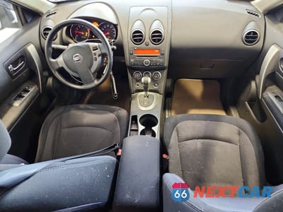 Zdjęcie 8 z 13 samochodu: 2010 NISSAN ROGUE S VIN:JN8AS5MV7AW104960 - miniatura