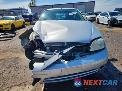 Piąte zdjęcie samochodu w środku: 2007 FORD FOCUS ZX5 VIN:1FAHP37NX7W216520 - miniatura