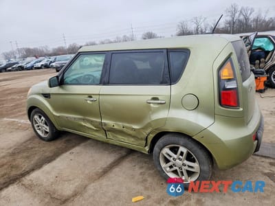 Drugie zdjęcie samochodu z przodu: 2011 KIA SOUL + VIN:KNDJT2A29B7320807 - miniatura