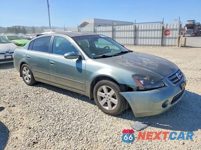Czwarte zdjęcie samochodu z boku: 2004 NISSAN ALTIMA 2.5 VIN:1N4AL11D74C155724 - miniatura