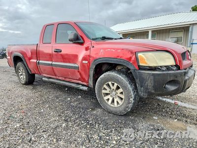 Czwarte zdjęcie samochodu z boku: 2006 MITSUBISHI RAIDER DUROCROSS VIN:1Z7HC32N56S529188 - miniatura