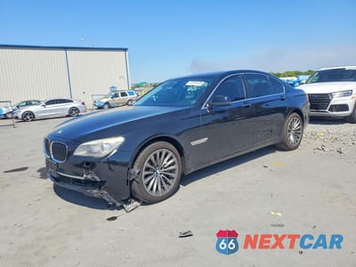 2012 BMW 740 I WBAKA4C57CC613317 - główne zdjęcie licytacji z USA - miniatura