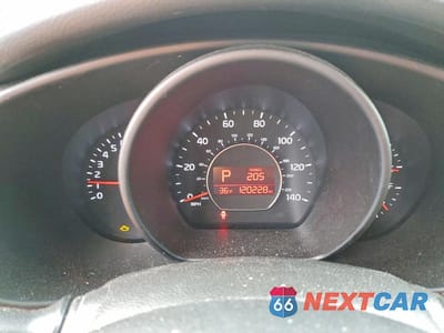 Zdjęcie 9 z 11 samochodu: 2016 KIA SOUL BASE VIN:KNDJN2A24G7371522 - miniatura