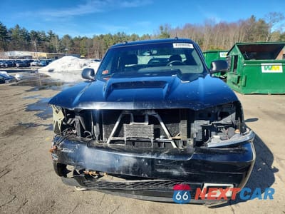 Piąte zdjęcie samochodu w środku: 2003 CHEVROLET SILVERADO K1500 VIN:2GCEK19NX31388528 - miniatura