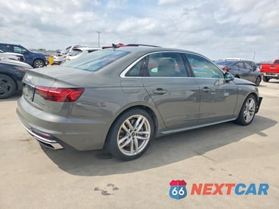 Trzecie zdjęcie samochodu z tyłu: 2023 AUDI A4 PREMIUM PLUS 45 VIN:WAUEAAF49PN005985 - miniatura