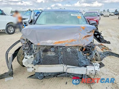 Piąte zdjęcie samochodu w środku: 2014 TOYOTA HIGHLANDER XLE VIN:5TDKKRFH6ES016714 - miniatura