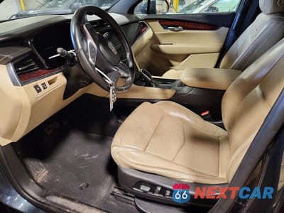 Zdjęcie 7 z 14 samochodu: 2019 CADILLAC XT5 LUXURY VIN:1GYKNCRS9KZ183679 - miniatura