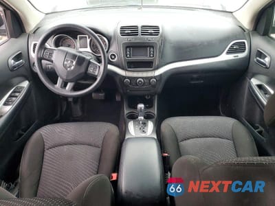 Zdjęcie 8 z 13 samochodu: 2020 DODGE JOURNEY SE VIN:3C4PDCAB1LT202423 - miniatura