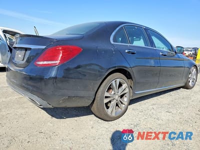 Trzecie zdjęcie samochodu z tyłu: 2015 MERCEDES-BENZ C 300 VIN:55SWF4JB6FU065475 - miniatura