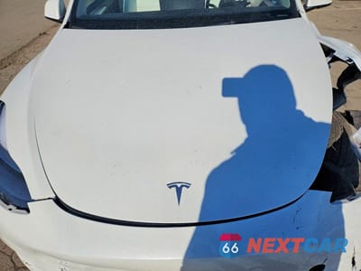 Zdjęcie 11 z 12 samochodu: 2024 TESLA MODEL Y VIN:7SAYGDEE7RF117151 - miniatura
