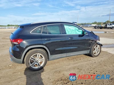 Trzecie zdjęcie samochodu z tyłu: 2023 MERCEDES-BENZ GLA 250 VIN:W1N4N4GB7PJ429876 - miniatura