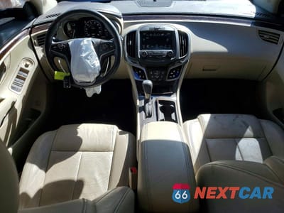 Zdjęcie 8 z 11 samochodu: 2016 BUICK LACROSSE PREMIUM VIN:1G4GD5G30GF100389 - miniatura