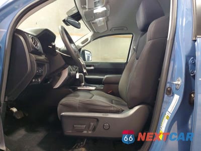 Zdjęcie 7 z 11 samochodu: 2021 TOYOTA TUNDRA SR5 VIN:5TFDY5F13MX982496 - miniatura
