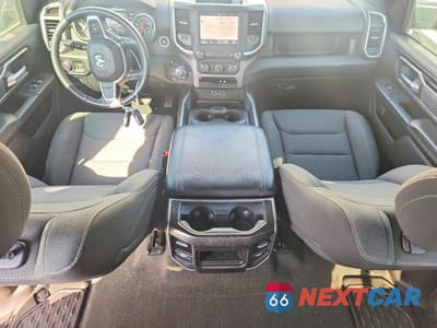 Zdjęcie 8 z 12 samochodu: 2022 RAM 1500 BIG HORN VIN:1C6RREFG0NN383017 - miniatura