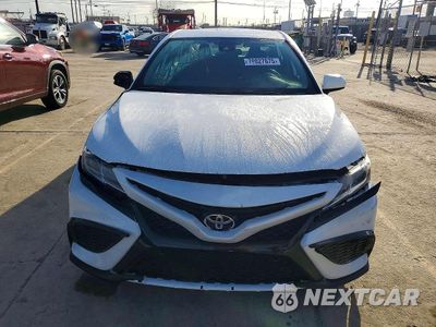 Piąte zdjęcie samochodu w środku: 2023 TOYOTA CAMRY LE VIN:4T1C11AK8PU107750 - miniatura