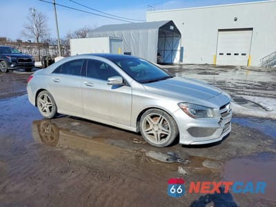 Czwarte zdjęcie samochodu z boku: 2015 MERCEDES-BENZ CLA 250 4MATIC VIN:WDDSJ4GB4FN177771 - miniatura