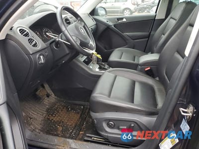 Zdjęcie 7 z 12 samochodu: 2016 VOLKSWAGEN TIGUAN S VIN:WVGAV7AX8GW525952 - miniatura