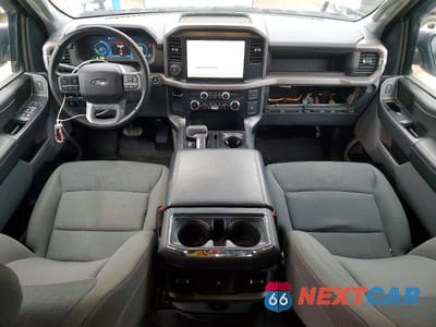 Zdjęcie 8 z 13 samochodu: 2025 FORD F150 LIGHTNING XLT VIN:1FTVW3LK6SWG06423 - miniatura