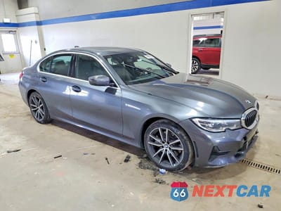Czwarte zdjęcie samochodu z boku: 2019 BMW 330XI VIN:3MW5R7J57K8B03372 - miniatura