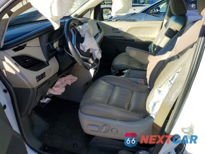 Zdjęcie 7 z 13 samochodu: 2015 TOYOTA SIENNA XLE PREMIUM 7-PASSENGER VIN:5TDDK3DC0FS124471 - miniatura