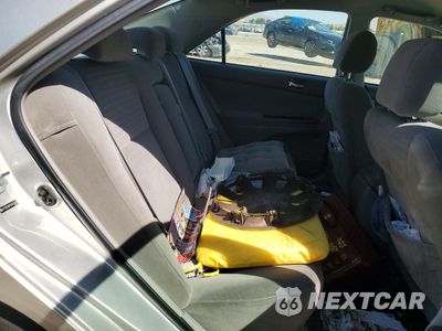 Zdjęcie 10 z 12 samochodu: 2005 TOYOTA CAMRY LE VIN:4T1BE30K95U416038 - miniatura