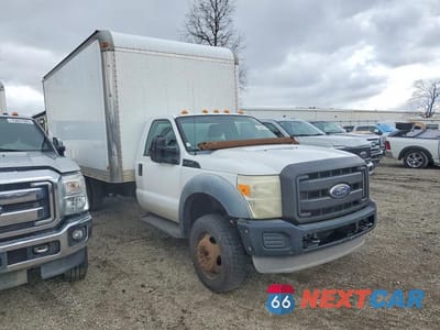 Czwarte zdjęcie samochodu z boku: 2011 FORD F450 SUPER DUTY BOX TRUCK VIN:1FDUF4GY5BEA13198 - miniatura