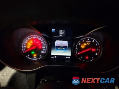 Zdjęcie 9 z 12 samochodu: 2018 MERCEDES-BENZ GLC 300 4MATIC VIN:WDC0G4KB3JV085934 - miniatura