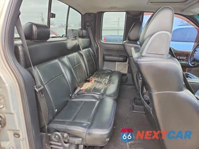 Zdjęcie 10 z 12 samochodu: 2006 FORD F150 VIN:1FTPX12526FA10379 - miniatura