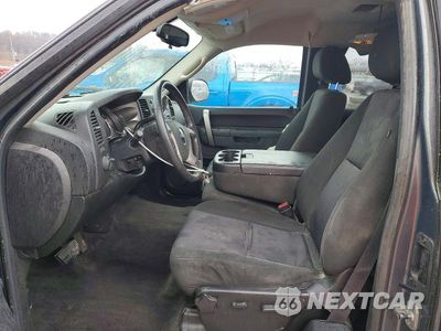 Zdjęcie 7 z 11 samochodu: 2011 GMC SIERRA K1500 SLE VIN:1GTR2VE36BZ142837 - miniatura