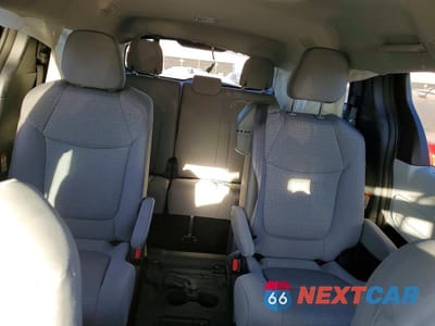 Zdjęcie 10 z 13 samochodu: 2025 TOYOTA SIENNA LE 8-PASSENGER VIN:5TDKRKEC6SS254373 - miniatura