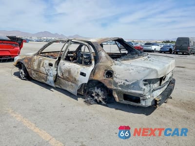 Drugie zdjęcie samochodu z przodu: 1995 TOYOTA CAMRY LE VIN:JT2SK12E9S0300617 - miniatura