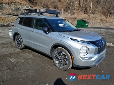 Czwarte zdjęcie samochodu z boku: 2022 MITSUBISHI OUTLANDER SE VIN:JA4J4UA82NZ036550 - miniatura