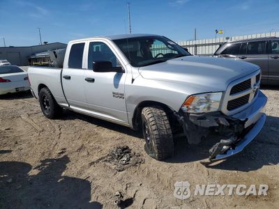 Czwarte zdjęcie samochodu z boku: 2018 RAM 1500 ST VIN:1C6RR6FGXJS195896 - miniatura