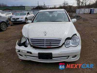 Piąte zdjęcie samochodu w środku: 2007 MERCEDES-BENZ C 280 4MATIC VIN:WDBRF92H97F913195 - miniatura