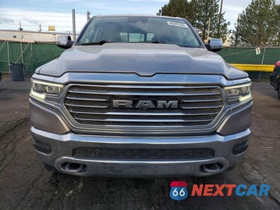 Piąte zdjęcie samochodu w środku: 2023 RAM 1500 LONGHORN VIN:1C6SRFKT0PN689213 - miniatura
